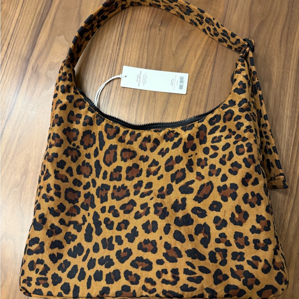 BAGGU Brown and Black Leopard Shoulder Bag